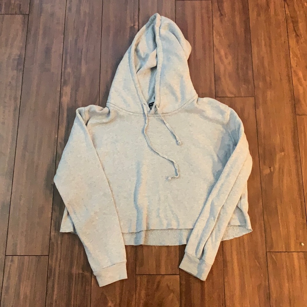 Brandy Melville Cropped Sweatshirt